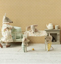 Maileg Kinderzimmertisch für die Babymäuse / gebrochenes Weiß